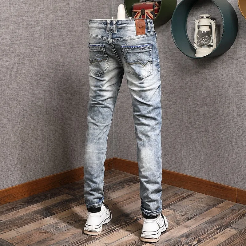 Fashion Designer Men Jeans Retro Washed Light Blue Elastic Stretch Slim Fit Ripped Jeans Men Printed Vintage Denim Pants Hombre