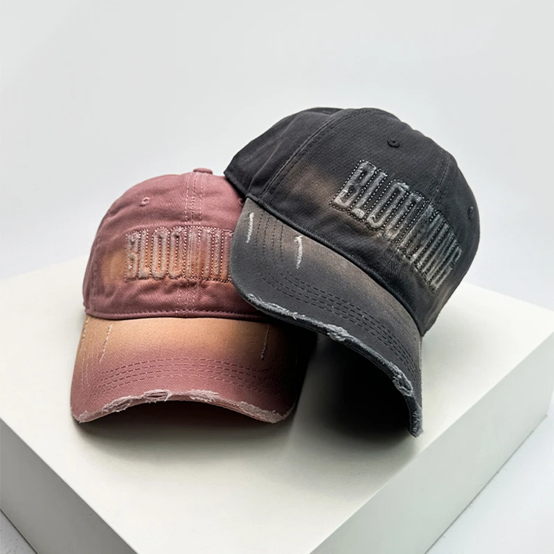 Бейсболка унисекс с вышивкой Стильная кепка рельефными буквами градиентом