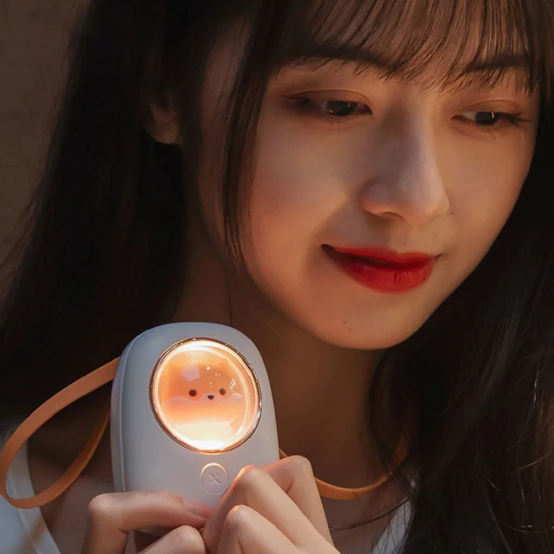 

Портативный вентилятор в виде капсулы для домашних животных, ночсветильник с подвесным шейным вентилятором, летний охлаждающий шейный вен...