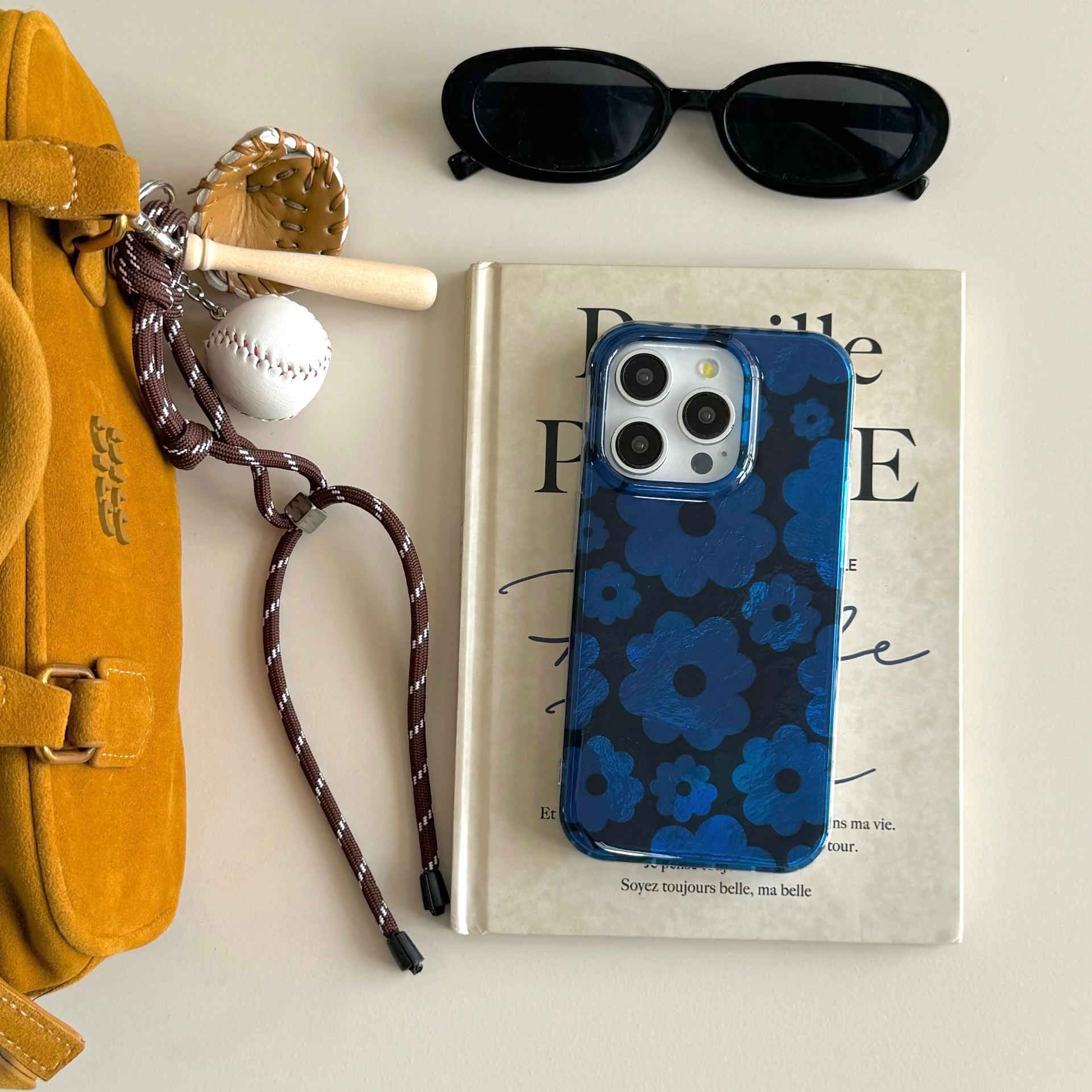 Новый модный чехол для телефона с синим и черным цветком iPhone 16 16pro 16promax 15 15pro 15promax 14