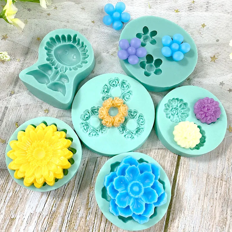 

Flower Mold Silicone Cartoon Bouquet Mini DIY Handmade Candle Soap Lotus Model Baking Fondant Chocolate Cake Necklace Decoration