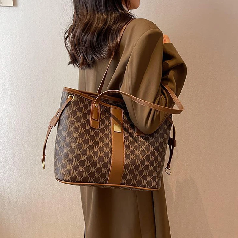 

Letters Printing Large Tote Bags For Women 2024 Trend Designer Work Shoulder Bags PU Leather Shopper Ladies Handbags White Pink