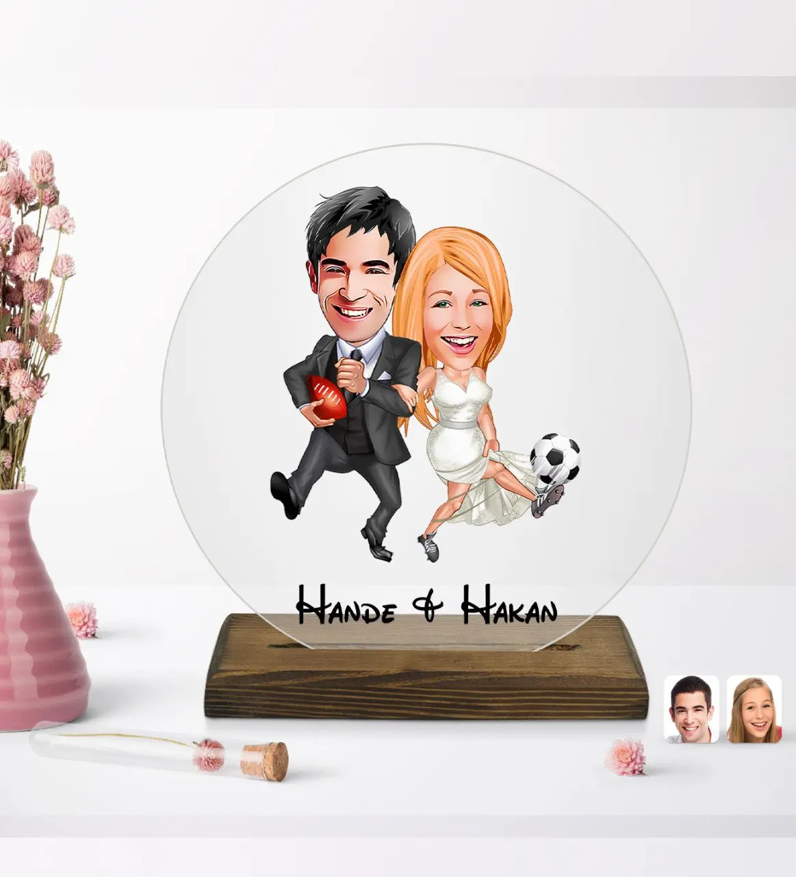 

Personalized valentine cartoon round wooden stand Biblo-15