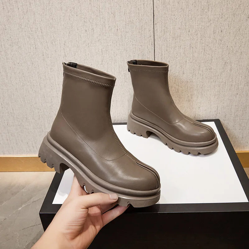 

Thick Sole Ankle Boots Chelsea Boots Fashion Middle Calf and Ankle Women's Boots 2022 Winter Short Tube Thick Heel Marton Boots