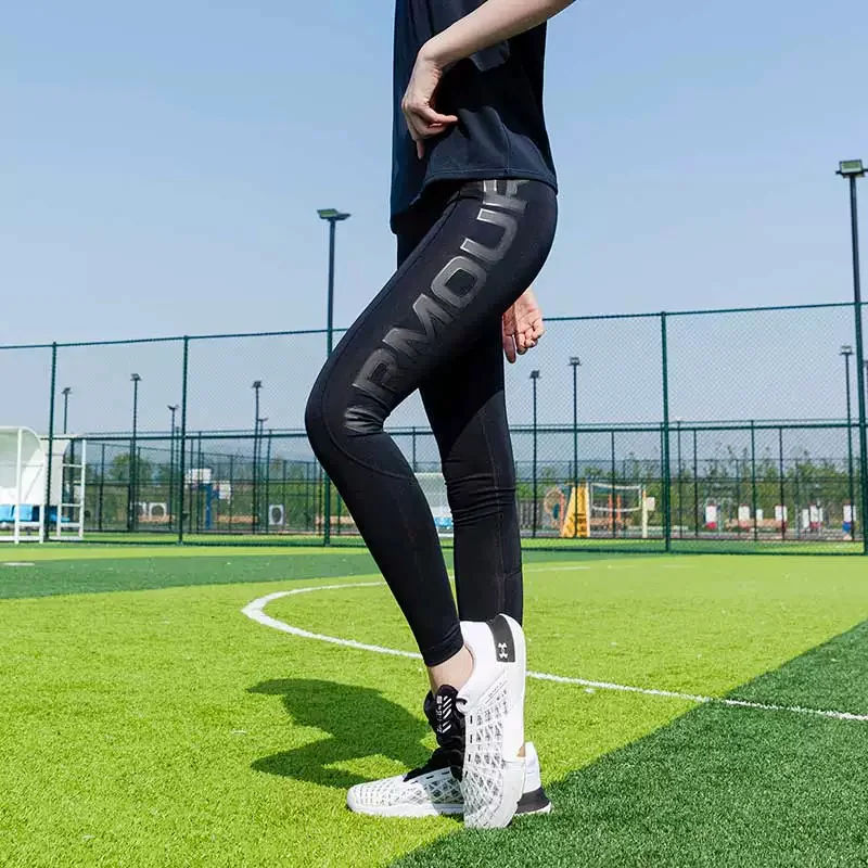Фото Женские облегающие длинные брюки Under Armour для фитнеса, бега, пилатеса, эластичные спортивные брюки, брюки для йоги 1356212-001 №3