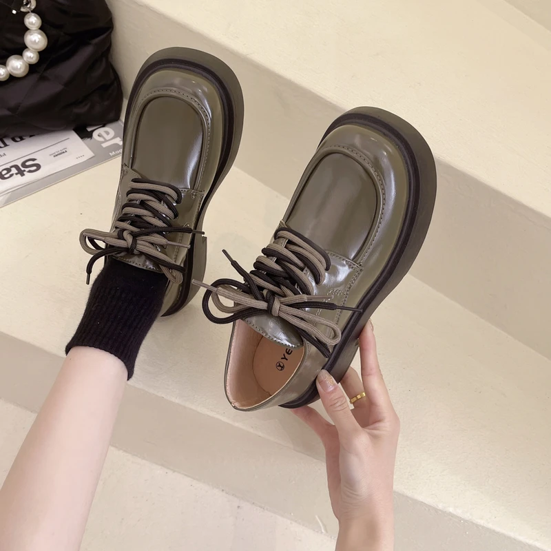 

Туфли женские с мехом, кроссовки, платформа, классические, плоская подошва, лоферы, круглый носок, в британском стиле, повседневная обувь, ос...