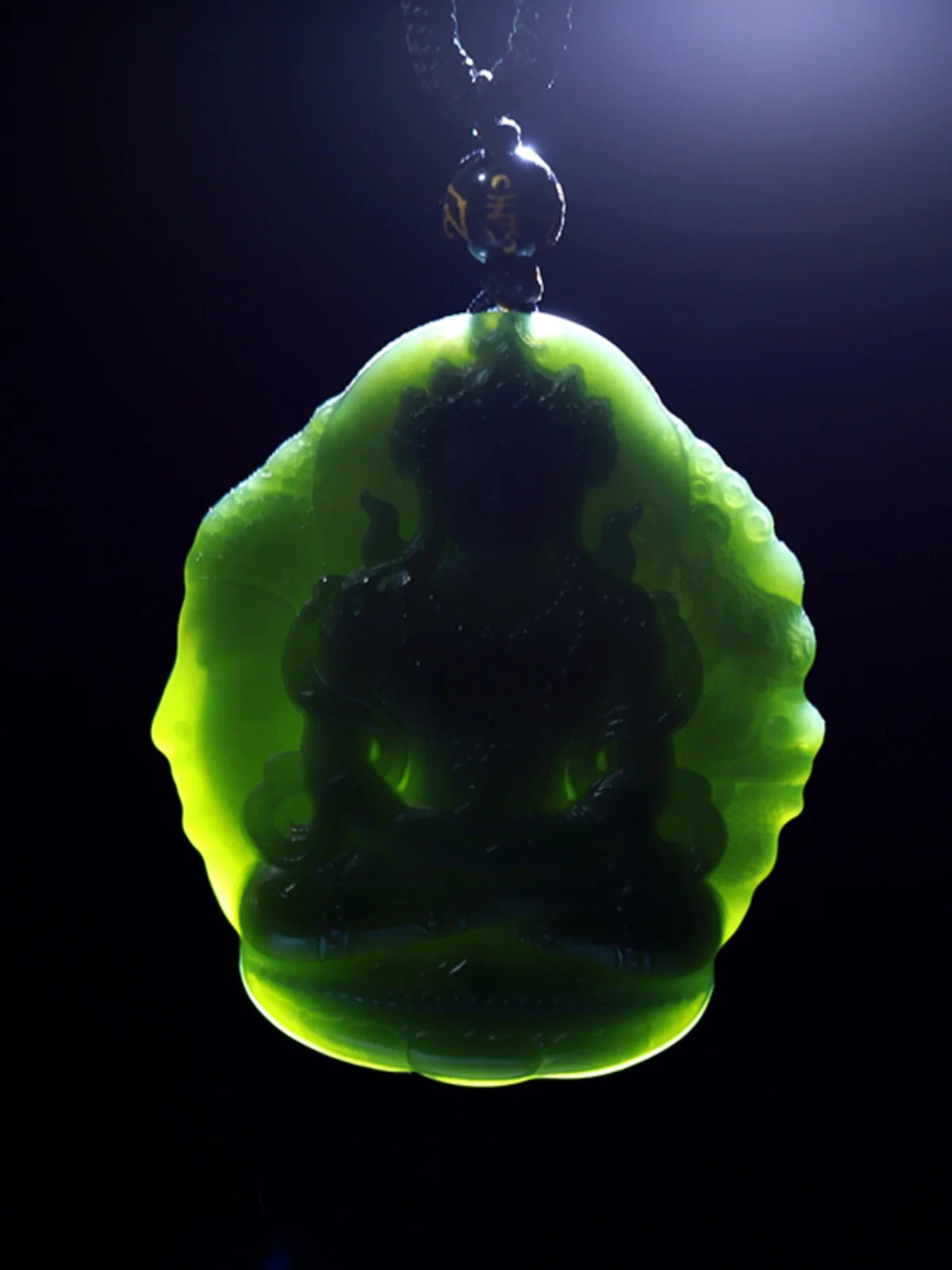 Новый подлинный нефритовый кулон Hetian между одной мысли Синьцзянский зеленый