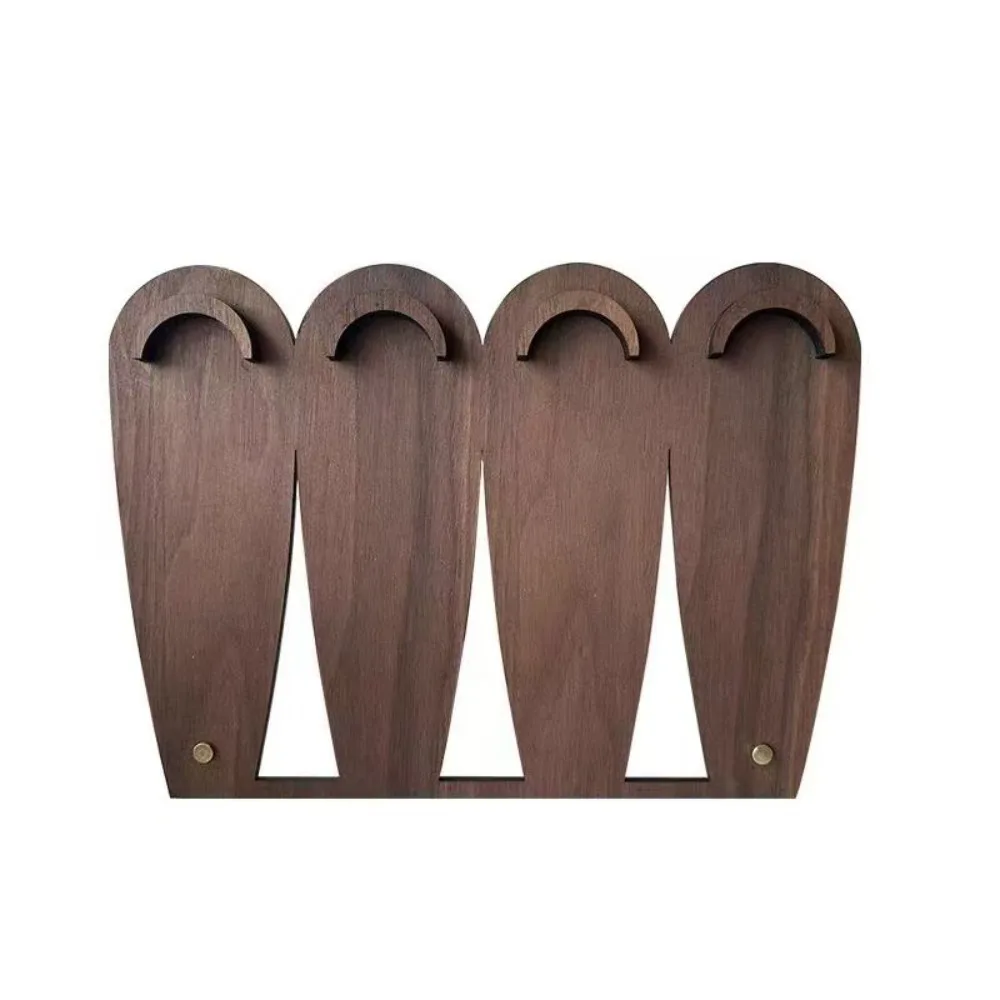 

Деревянный лоток для браслетов