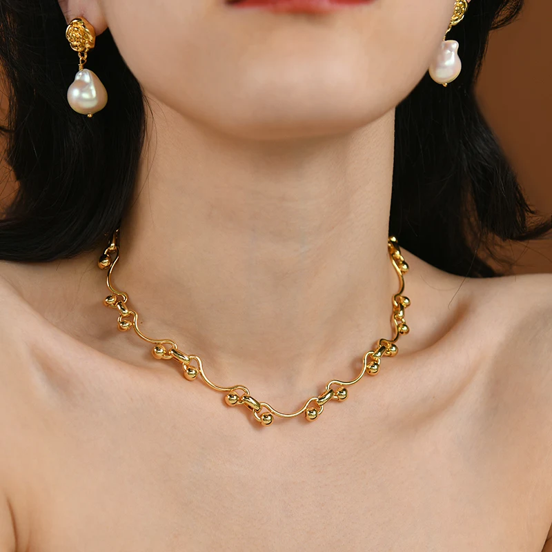 

Timeless Wonder Twisted Geo Ball Linked Choker Necklace for Women Designer Jewelry Gothic Trendy Ins Rare Korean Gift Punk 4023