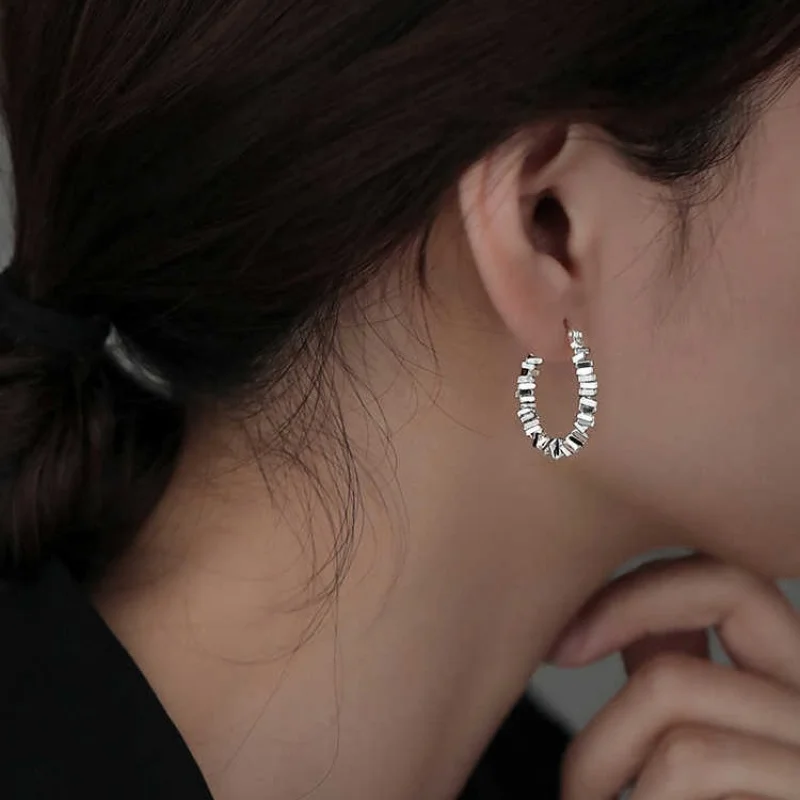 s925Серебряные новые маленькие кусочки серебра особый интересный дизайн серьги