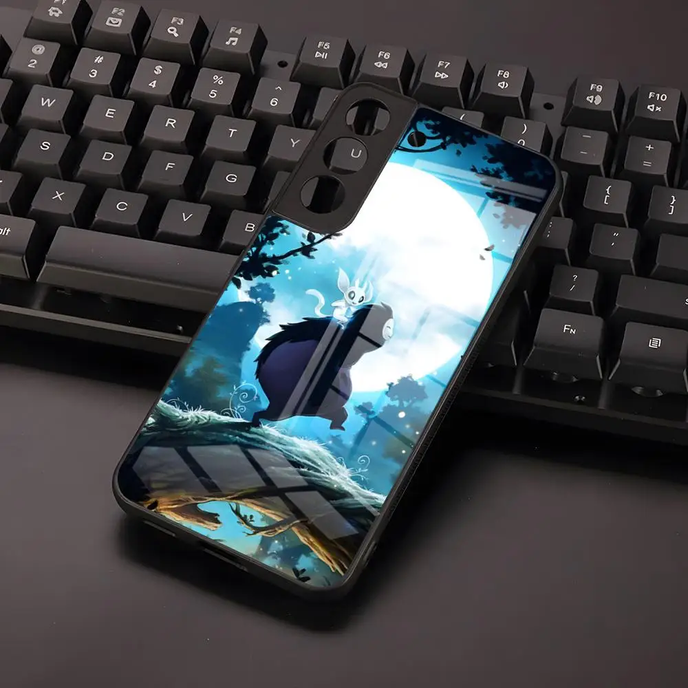 Чехол для телефона Ori And The Blind Forest Samsung S24 S23 S21 S20 A34 A54 A53 M54 Note 20 Ultra Plus 2024 стеклянный