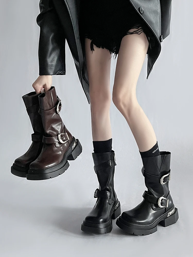 Зимние ботинки. Женская обувь. Роскошные дизайнерские ботинки с круглым носком.