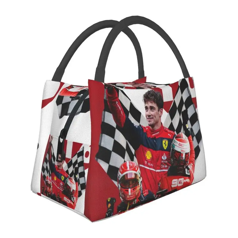 

Hand-held insulated refrigerated lunch bag is portable, stylish and simple, suitable for picnics