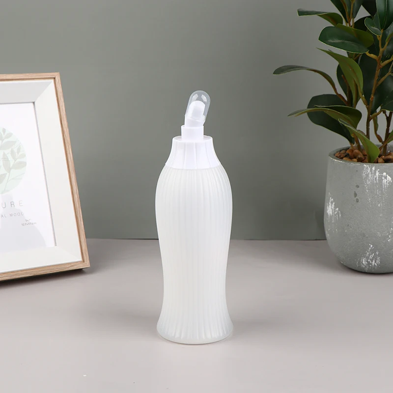 

450ml Portable Bidet Travel Handheld Bidet Bottle With Retractable Spray Nozzle For Hygiene Cleaning Personal Care