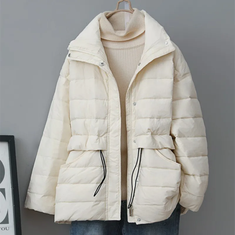 

2022 Fashionable and foreign Korean version light and thin down jacket women's short, slim, waistband and stand-up collar jacket