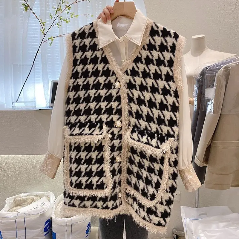 

2022 Women Knitted Vest Sleeveless Korean Autumn Winter Tanks Camis Loose Plaid Tassel Coat Vests Vintage Streetwear Waistcoat
