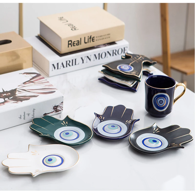 Роскошная керамическая кофейная чашка в турецком стиле с золотой инкрустацией