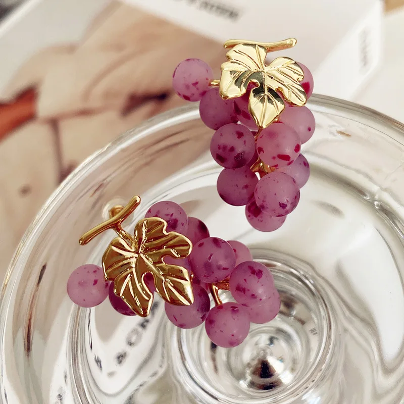 

French manor pastoral style ins three-dimensional purple grape fruit earrings copper earrings female