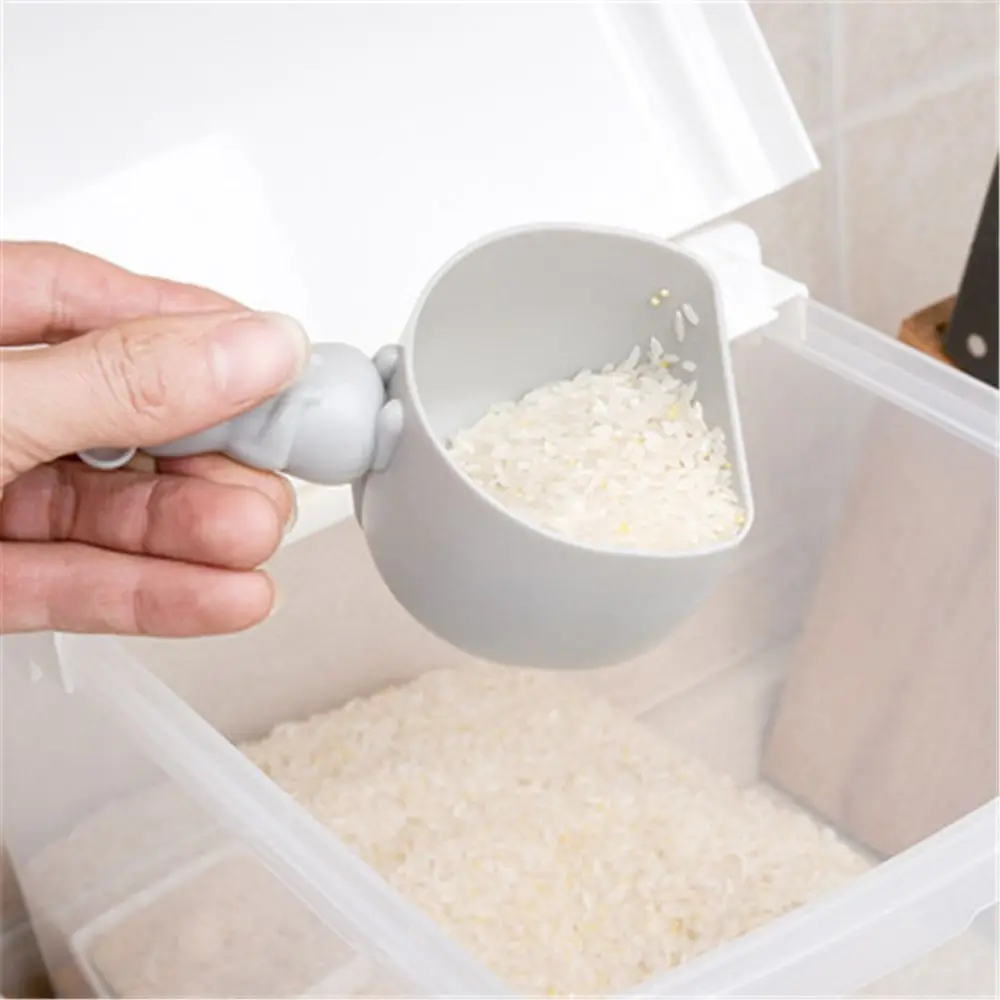 2022 New Steal Mickey Mouse Rice Scoop Cute Measuring Cup Multifunction Flour Scoop Grains Container Pet Food Spoon Kitchen Tool