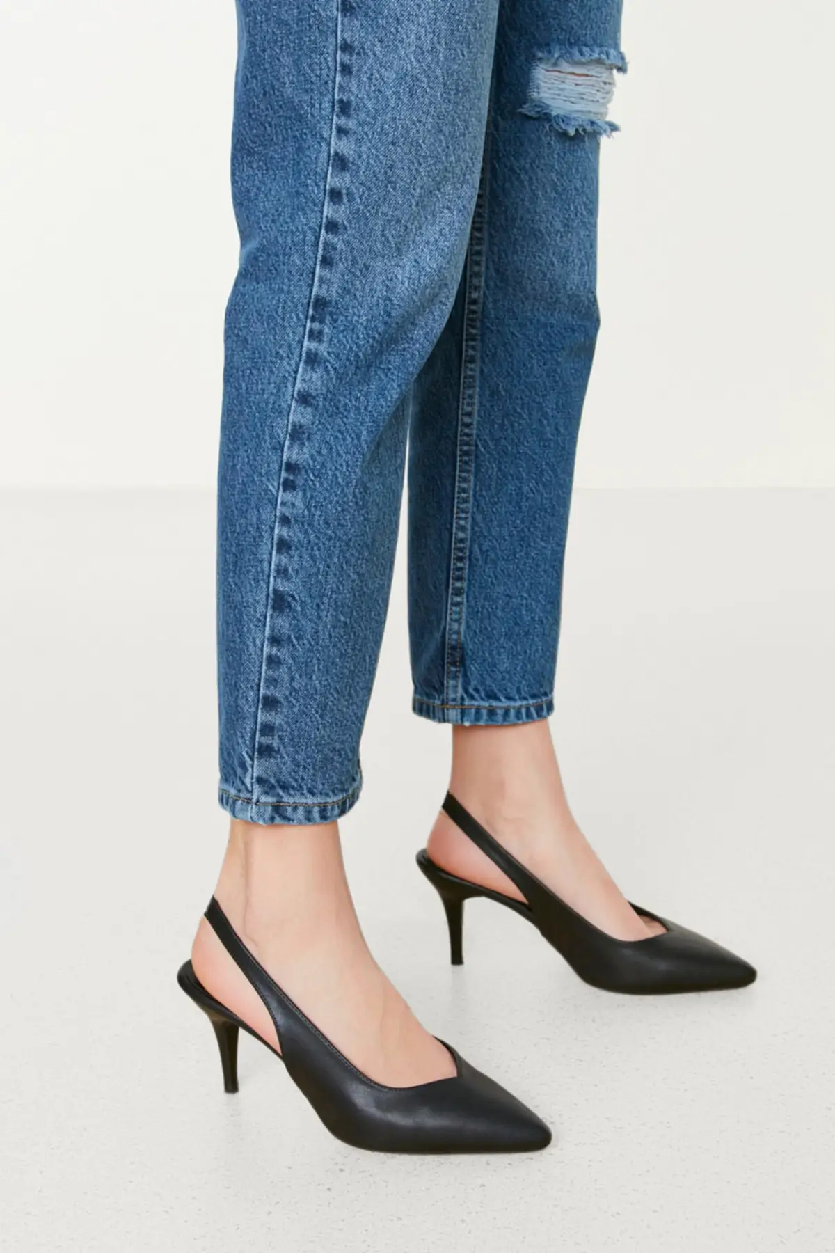 

Black women classic heels shoes TAKSS21TO0023