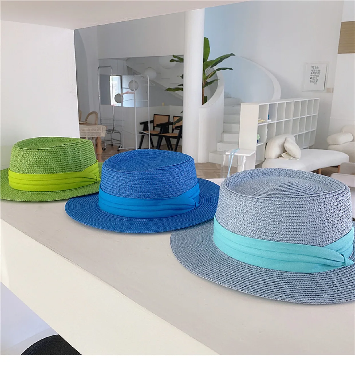 

Летняя шляпа с выпуклым верхом, новые аксессуары из цветной ленты, шляпа от солнца, уличная соломенная шляпа, пляжная шляпа от солнца для мужчин и женщин