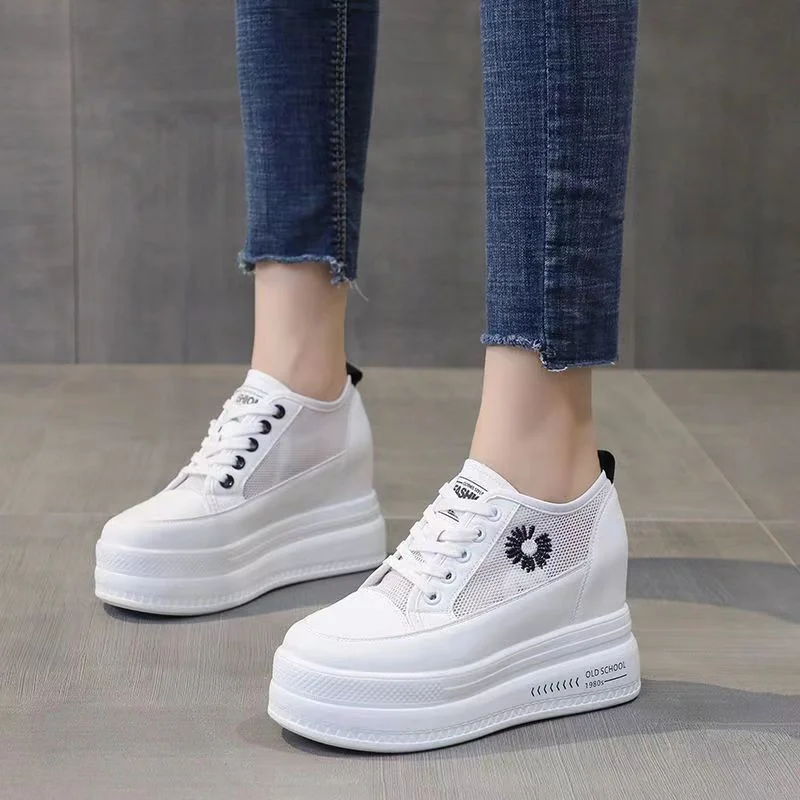 Internally-increased Women White Shoes 2023 New Thick Platform Ladies Casual Flats Mesh Breathable Student Walking Sports Shoes