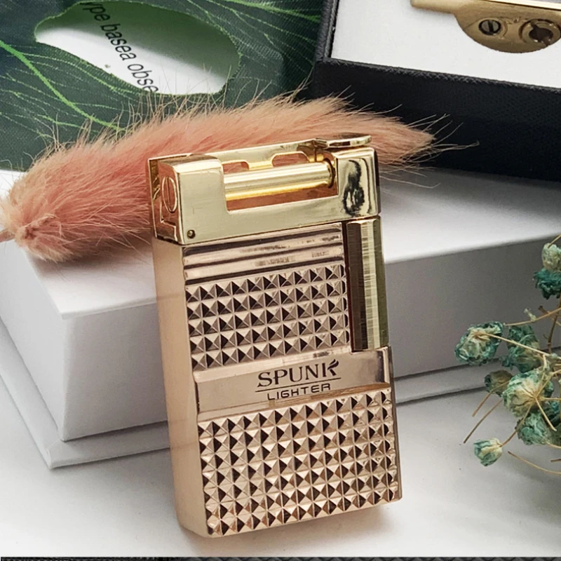 Новинка креативная металлическая подсветка SPUNK в виде скошенного огня