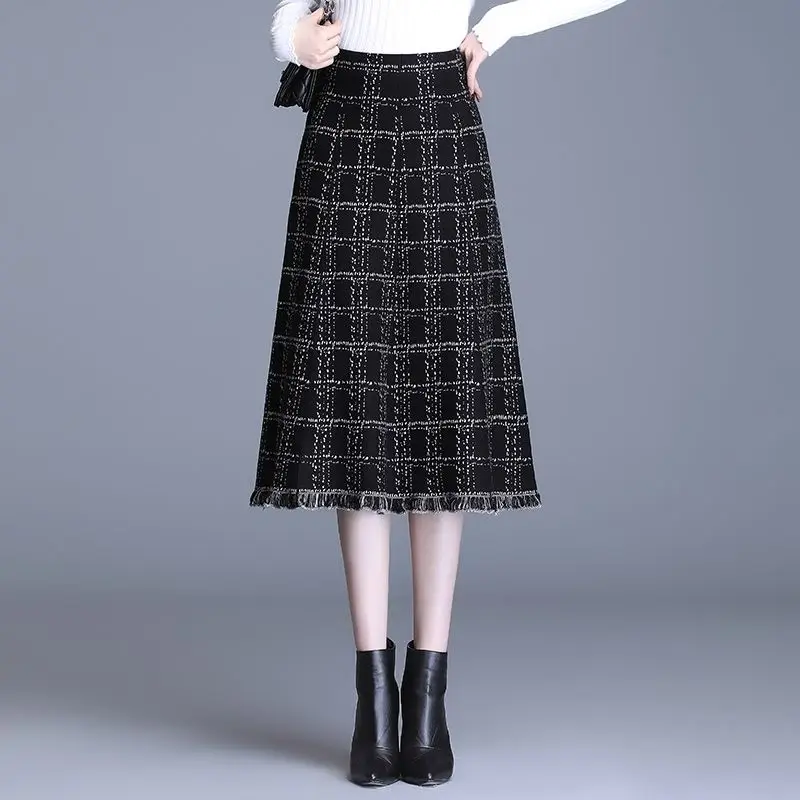 

Knitted sweater skirt romantic Social skirt Korean high -waisted mid -length hip A -line women's autumn and winter sweater skirt