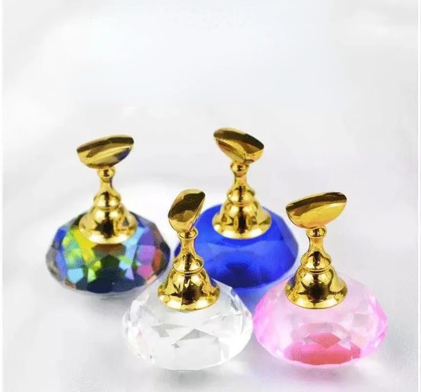 

1Pc Magnetic Nail Holder + 5 Tips Practice Training Display Stand Crystal Holders Alloy False Nails Showing Shelf Manicure Tools