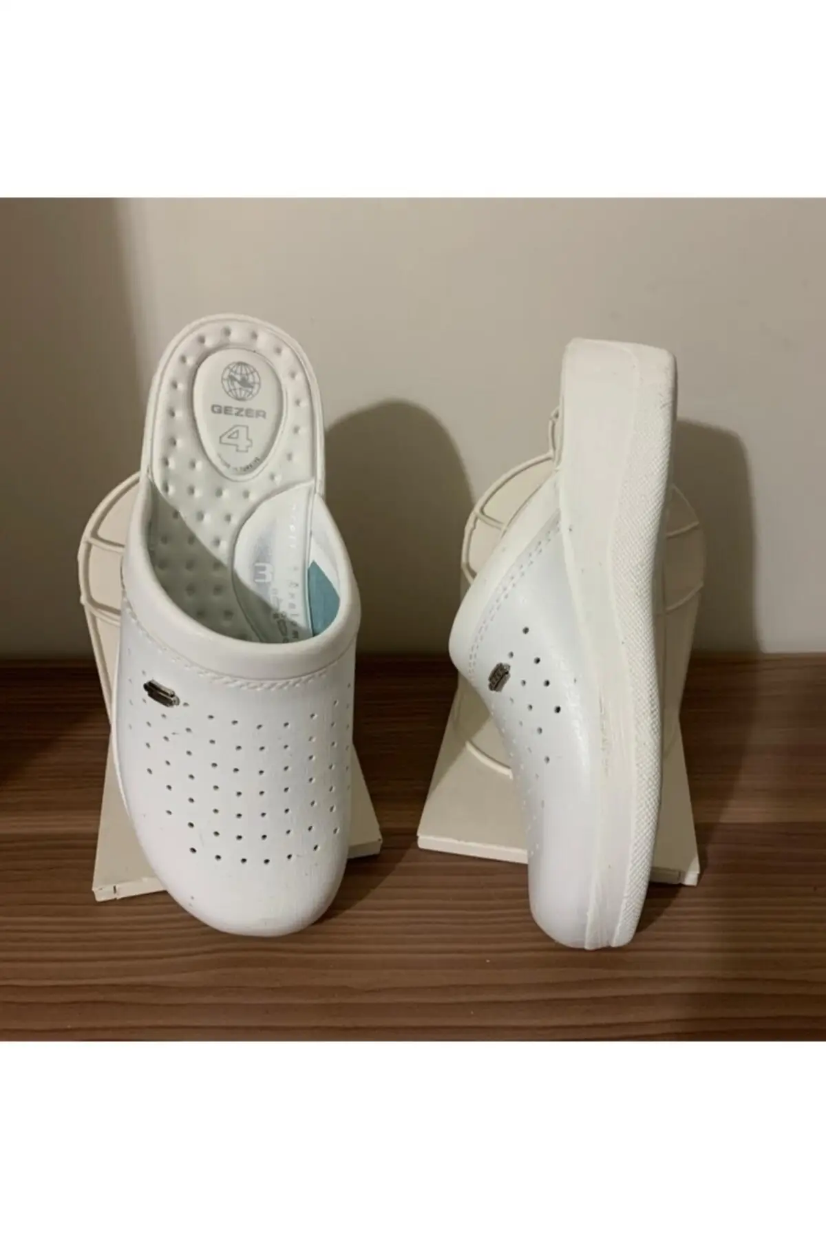 

Unisex Orthopedic Toe Sabo Doctor Nurse Slipper