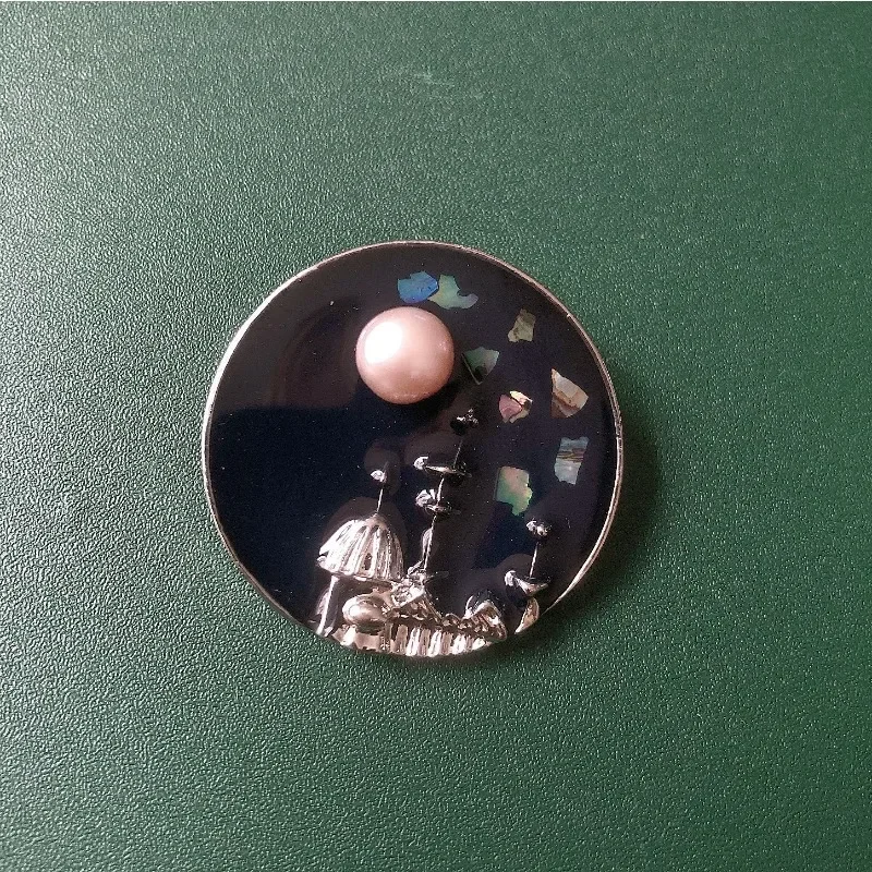 Винтажная эмалированная брошь в форме капли подсолнуха с искусственным жемчугом