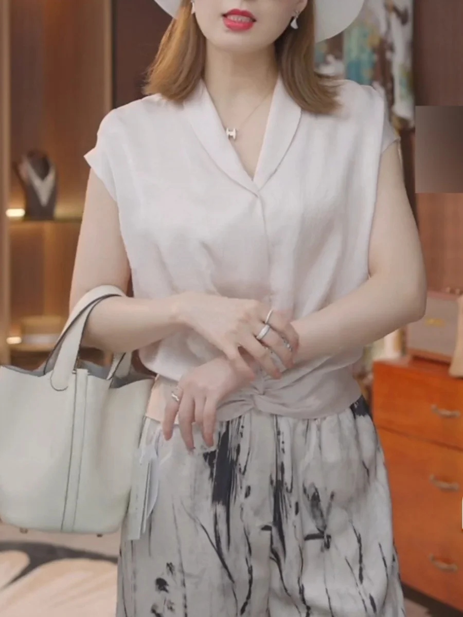 Женские рубашки с v-образным вырезом и нерегулярным витым подолом новинка лета 2024
