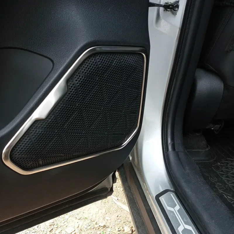 Фото Для Toyota RAV4 XA50 2019-2022 2023 RAV 4 Hybrid: Аксессуары для автомобиля, накладка на дверную панель из нержавеющей стали, звукопоглощающее кольцо, рамка, декоративная накладка №3