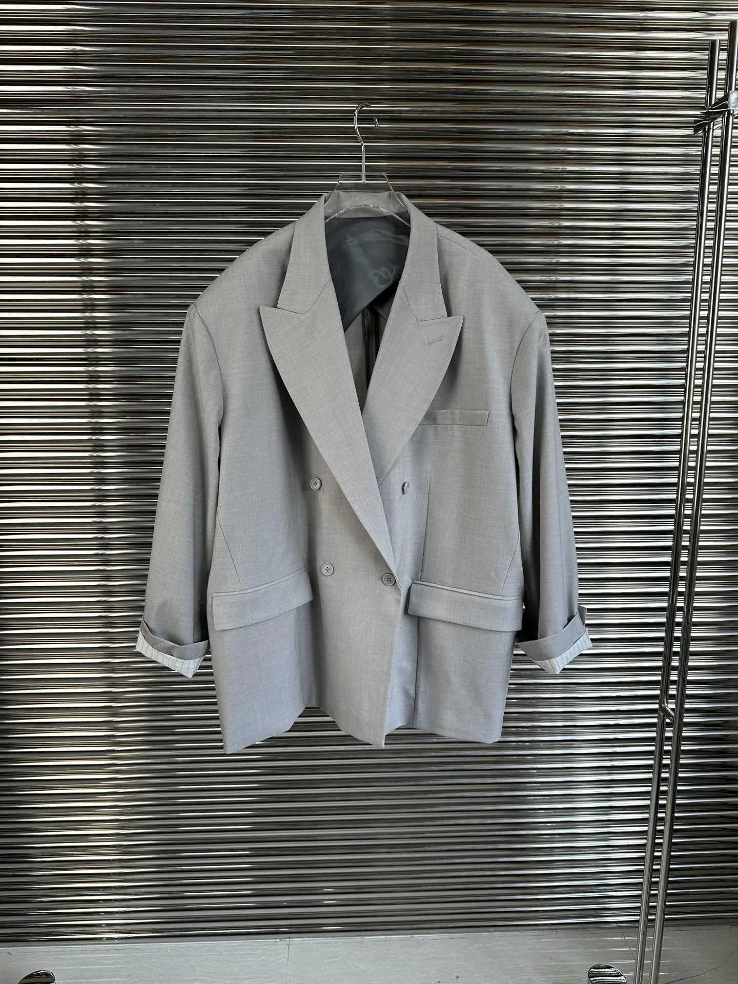 Рисунок 2 - Пиджак тонкого силуэта➕Плиссированные