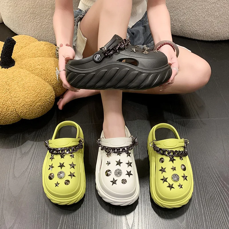 2023 Summer Street Slippers Women Fashion Clogs Thick Sole Garden Shoes Female Platform Slides Cut-out Girls Sandals With Chain