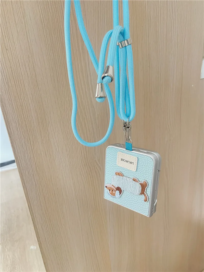 Чехол для телефона с короткой цепочкой Cute Sausage Dog Samsung Galaxy Z Flip6 Flip5 Flip4 Flip3 Cover Razr50 Ultra