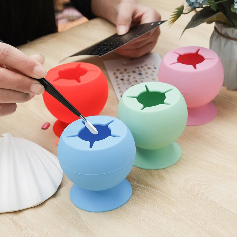 

Suction Cup Desktop DIY Handicraft Storage Bucket Desktop Soft Silicone Cosmetic Stationary Pen Holder Waste Collectors