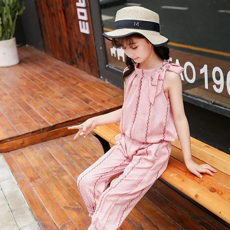 

Girls 2 Piece Summer Set 2022 New Suit Children Student Fashion Kids Loose Clothes 5 Years Old Sleeveless T-shirt + Shorts Pants
