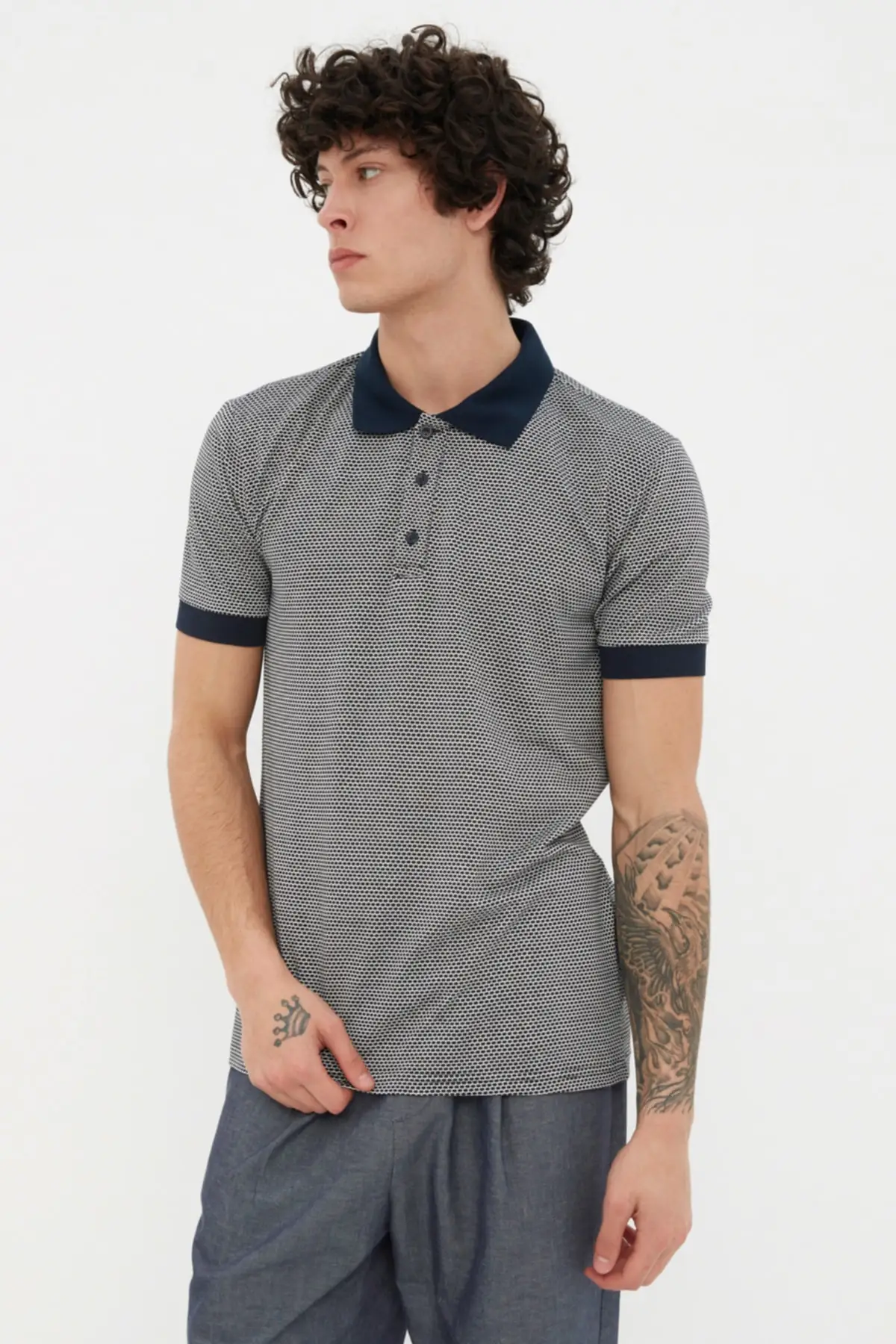 

Мужская облегающая футболка-поло с коротким рукавом и воротником TMNSS21PO0212