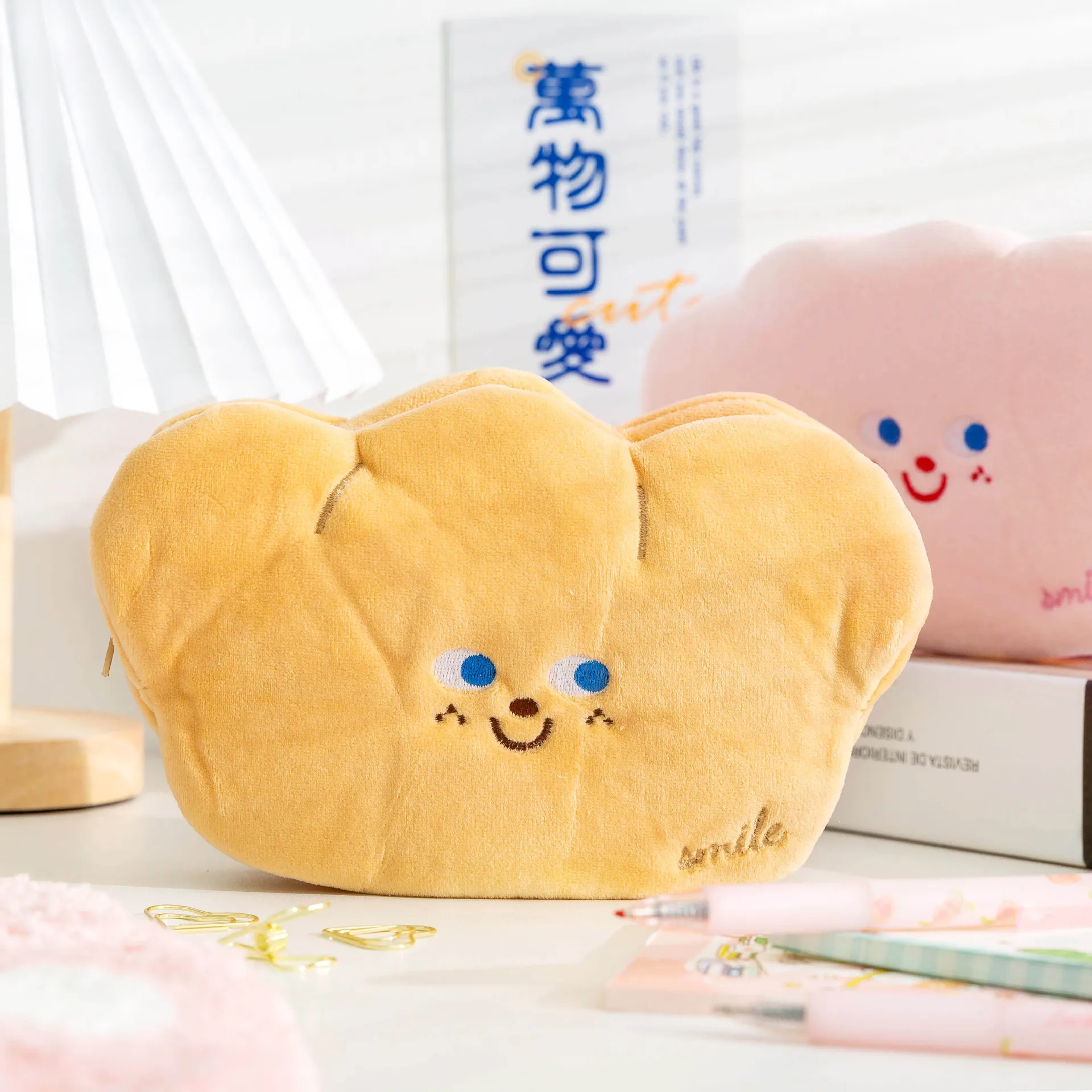 

Clouds Pencil Case Cute Cartoon Japanese INS Plush Student Stationery School Supplies Personality Kawaii Pencil Bag Storage Bag