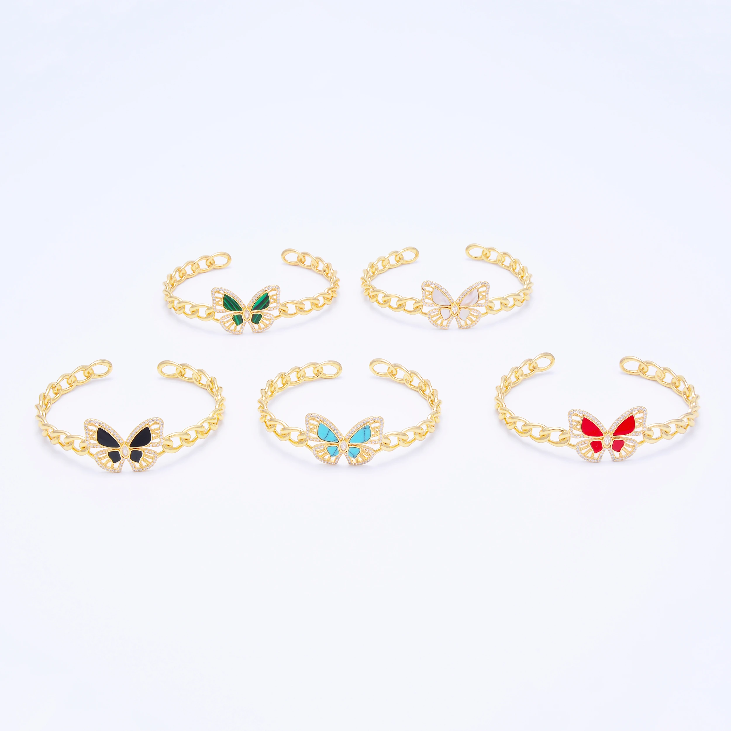 

Hollow Out Bangles for Women Colorful Butterfly Brass Open Bracelet Gold Color Chain Shape Bracelet Sophisticated and Romantic