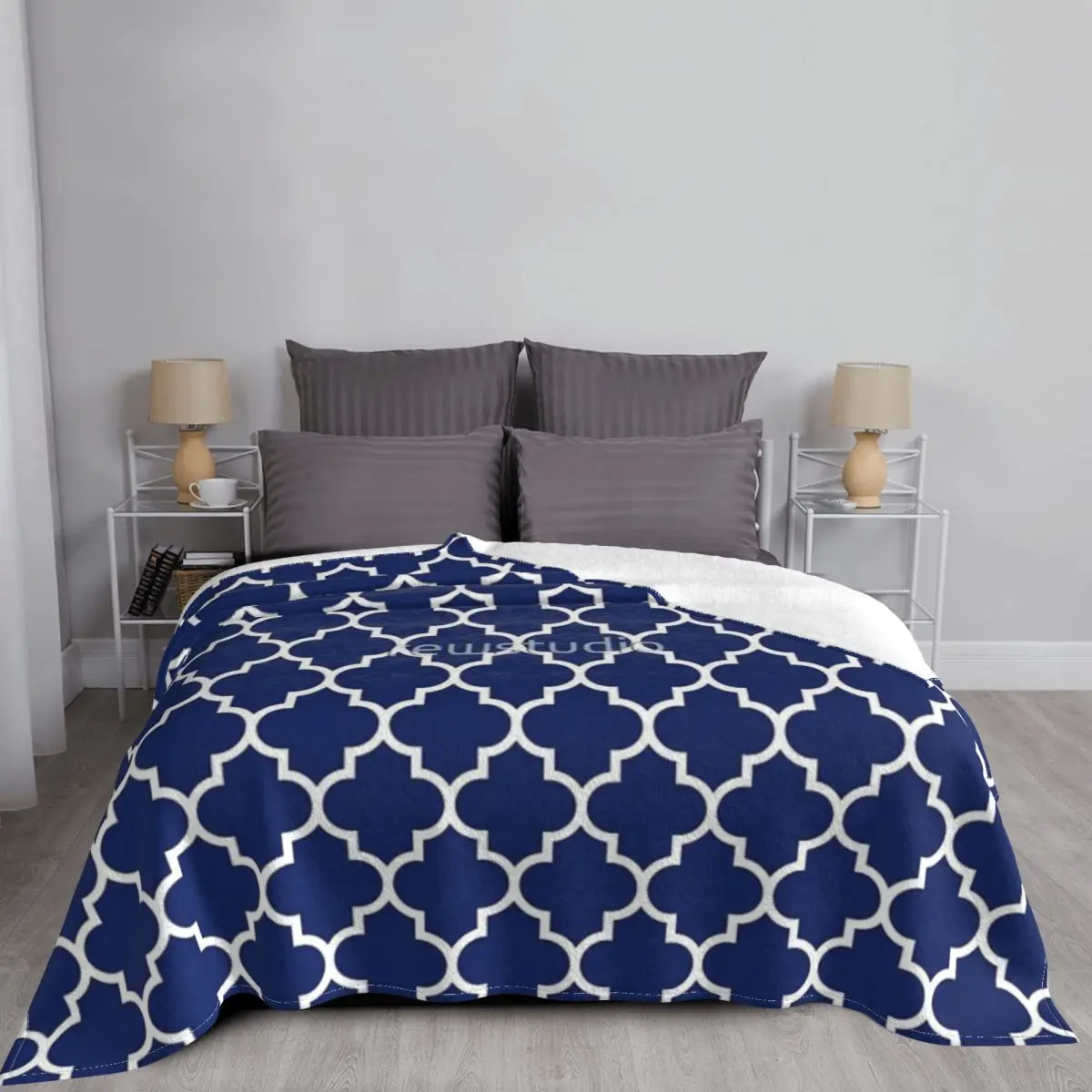 Королевский синий белый покрывало Quatrefoil на кровать для путешествий
