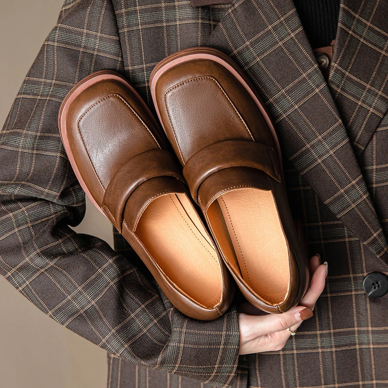 

Женские туфли-лодочки из натуральной кожи, на толстом каблуке, длина 22-2023 см