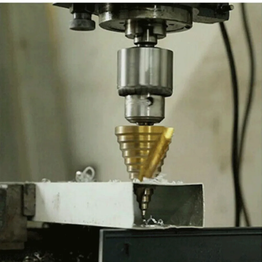

3pcs Titanium Coated Step Drill Bit 1/4" Shank HSS 4-12mm 4-20mm 4-32mm