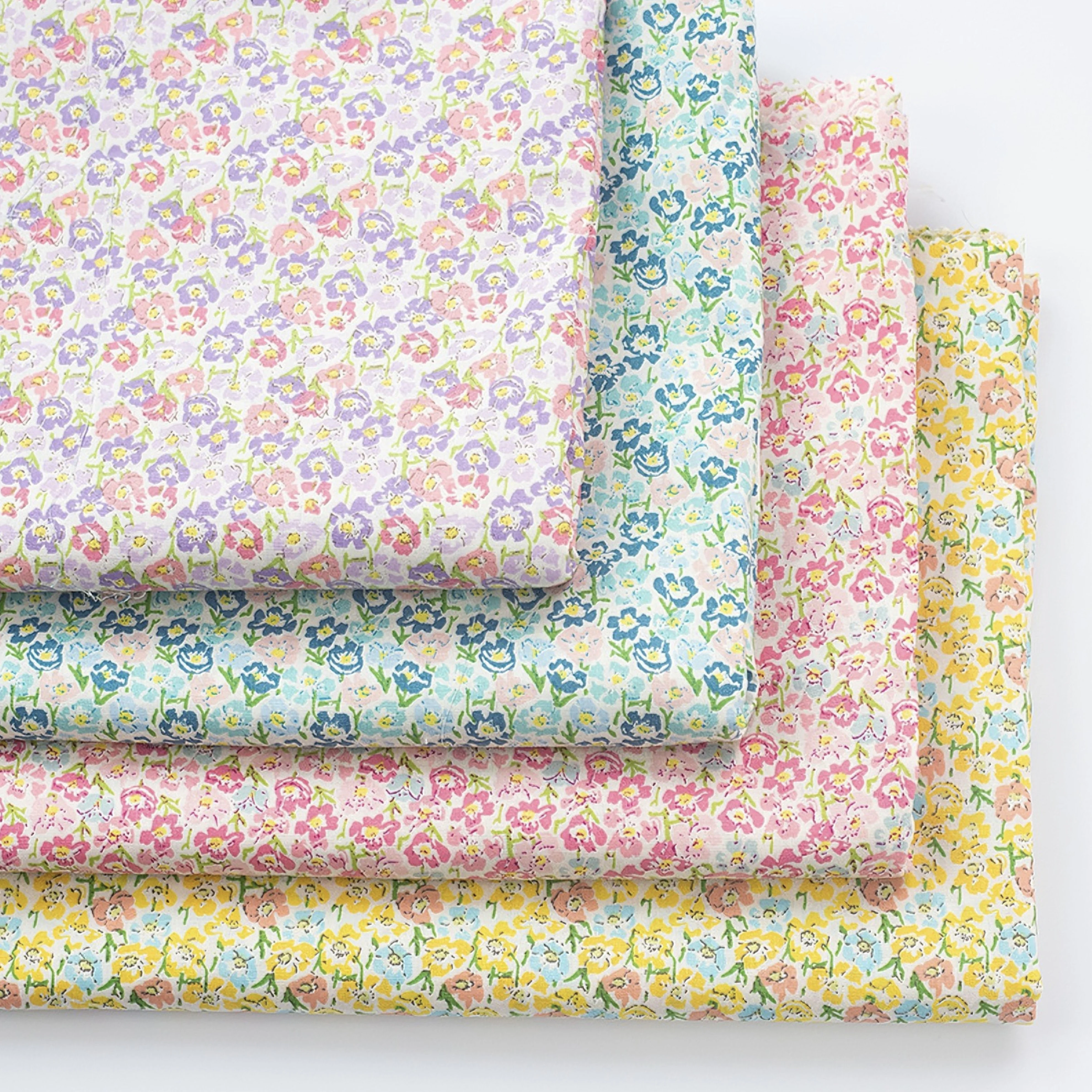 Pastel Hued маленький цветочный принт 100% хлопок фототкань Сиреневый синий розовый и