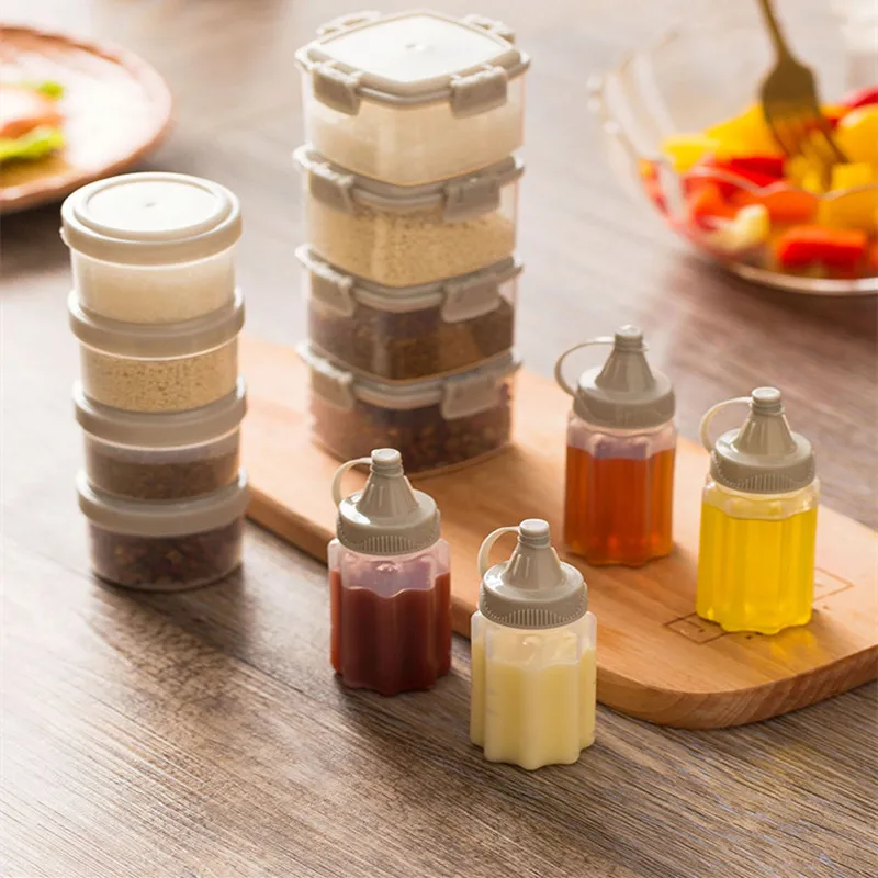 

4pcs Plastic Sauce Squeeze Bottle Mini Seasoning Box Salad Dressing Containers Outdoor Portable Barbecue Spice Jar Kitchen Tool