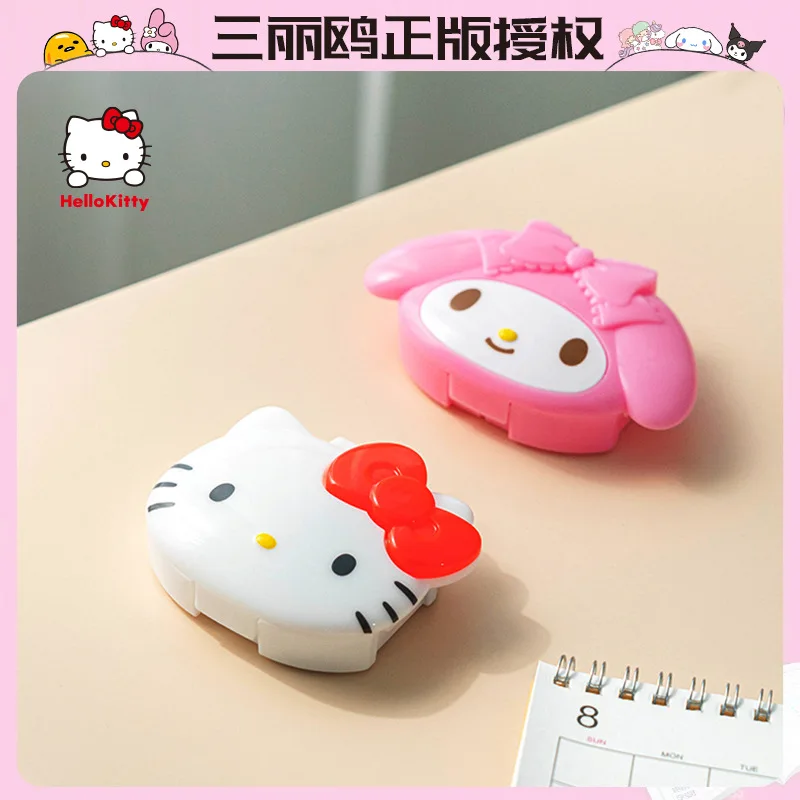 

Sanrioed Kawaii Pill Dispenser Container Anime Kitty Medicine Organizer Creative Cat Type Portable Emergency Travel Candy Box