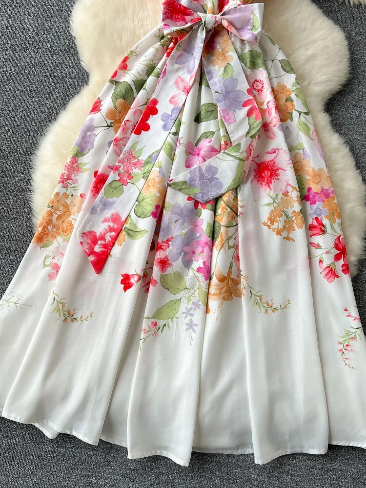 Платье женское ТРАПЕЦИЕВИДНОЕ с цветочным принтом приталенное элегантное