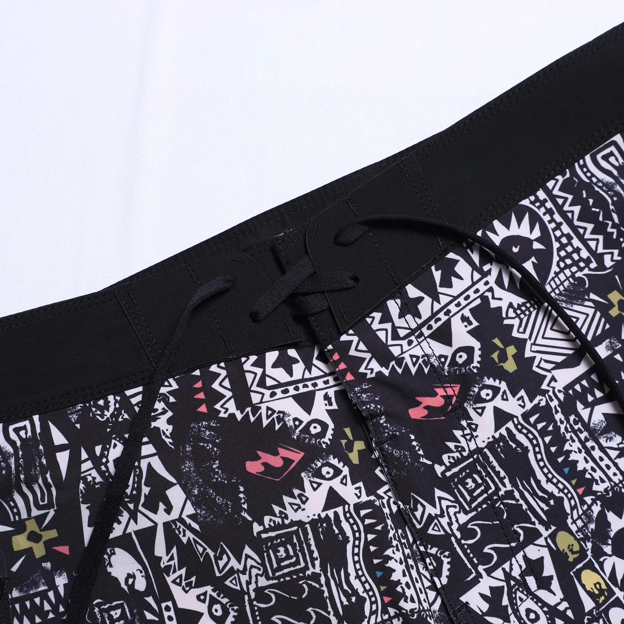 Рисунок 4 - Мужские пляжные шорты