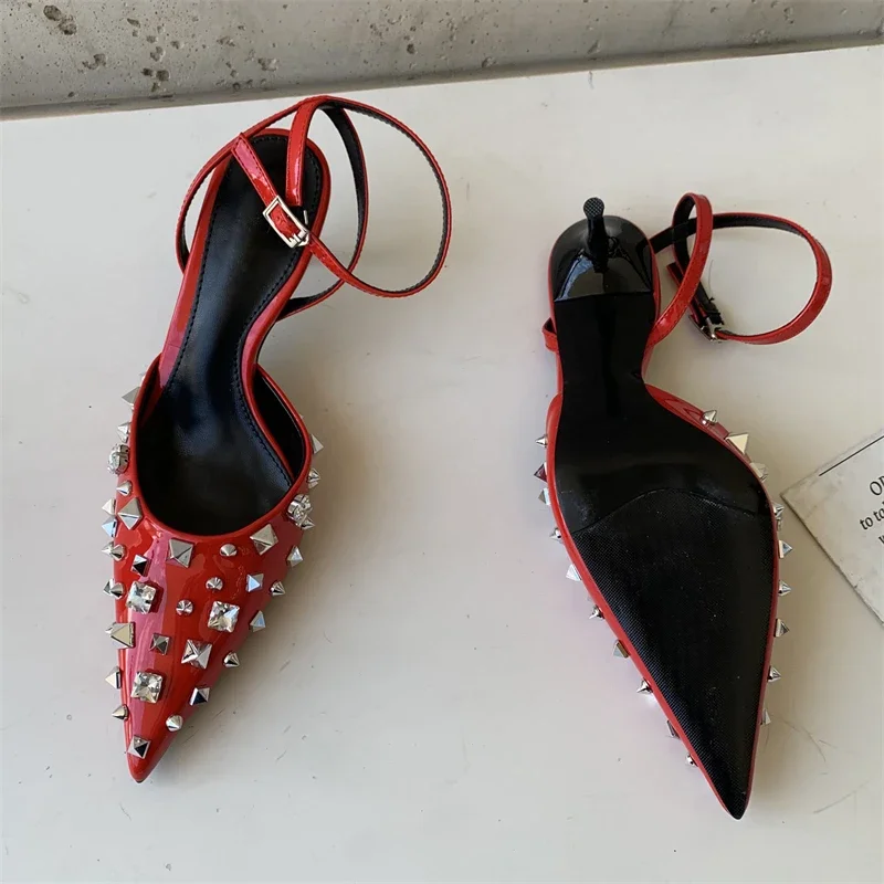 

Туфли-лодочки женские с заклепками, заостренный носок, элегантные сандалии с ремешком на пятке, модная обувь для женщин, весна 2024